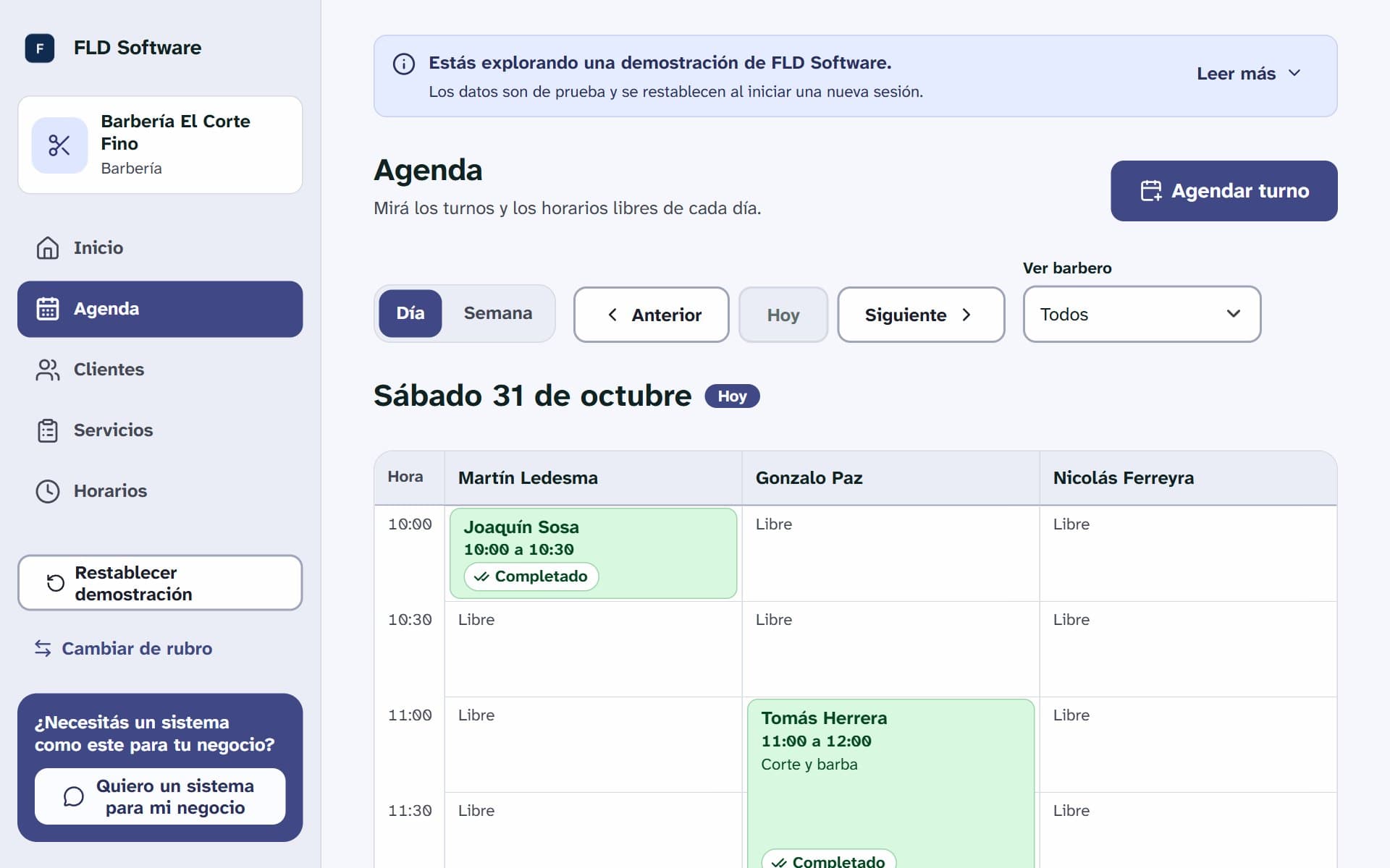 Agenda diaria del sistema de turnos con una columna por profesional